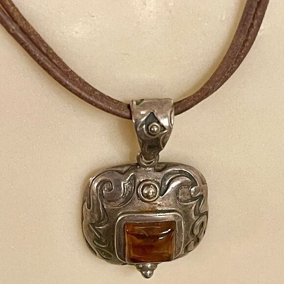 Retired Silpada Square Natural Amber Sterling Silver Slide Silpada Leather Cord - Picture 11 of 16